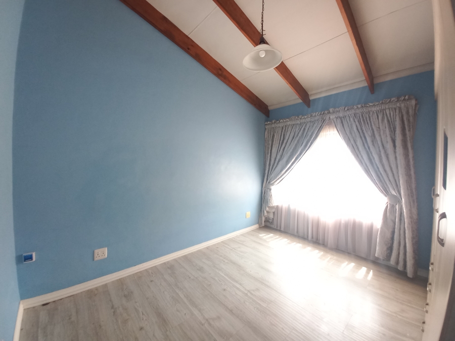 3 Bedroom Property for Sale in Waterval East North West